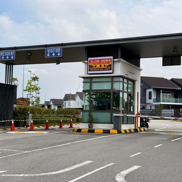 Rumah Teres 2-Tingkat untuk Dijual di Skudai (Johor) - Dexter Lim - Exterior - PropertyGuru.com.my
