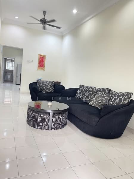Rumah Teres 1 Tingkat untuk Disewa di Mutiara Rini (Skudai) - William Loke - Living Room - PropertyGuru.com.my