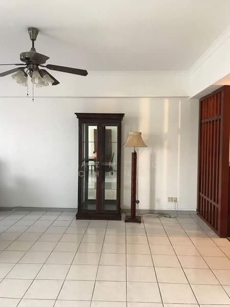 Kondominium untuk Dijual di OBD Garden Tower - Nazmico Chong - Living Room - PropertyGuru.com.my
