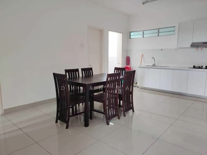 Pangsapuri untuk Dijual di Idaman Residence - Dylan Tan - Dining Room - PropertyGuru.com.my