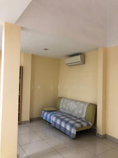 Terraced House for Sale in Bandar Putra Permai (Seri Kembangan) - JK Leong - Living Room - PropertyGuru.com.my