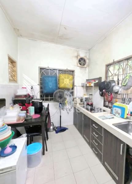 2-storey Terraced House for Sale in Bandar Kinrara Seksyen 5 (Bandar Kinrara) - Bryant Soo - Kitchen - PropertyGuru.com.my
