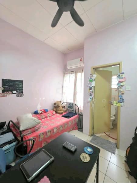 2-storey Terraced House for Sale in Bandar Kinrara Seksyen 5 (Bandar Kinrara) - Bryant Soo - Bedroom - PropertyGuru.com.my