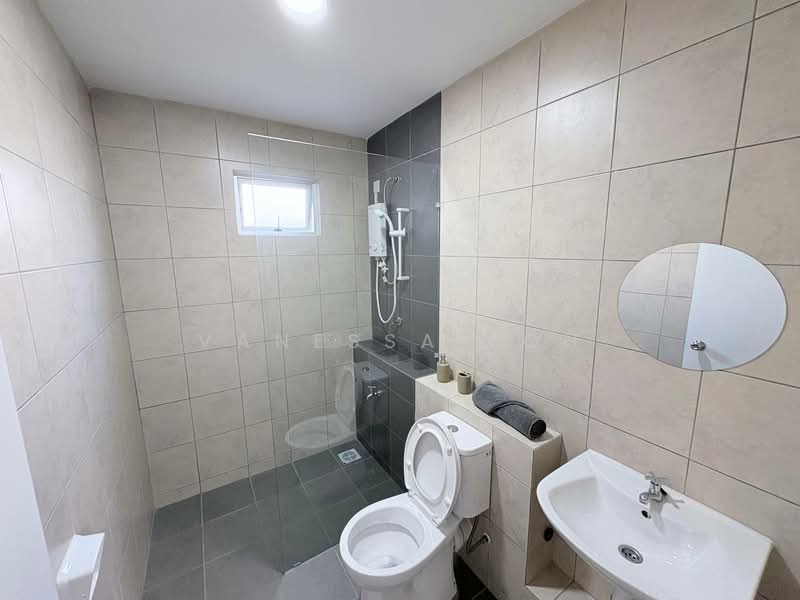 Kondominium untuk Dijual di Bukit Bantayan Residences - Vanessa Foh - Bathroom - PropertyGuru.com.my