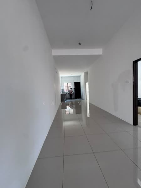 1-storey Terraced House for Sale in Simpang Pulai (Perak) - Kayan . - Corridor - PropertyGuru.com.my