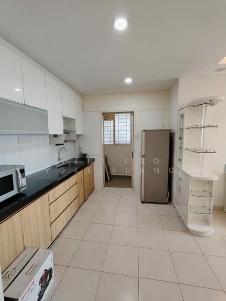 Pangsapuri untuk Disewa di Seri Baiduri - Veni Foo Yoke Fuang - Kitchen - PropertyGuru.com.my
