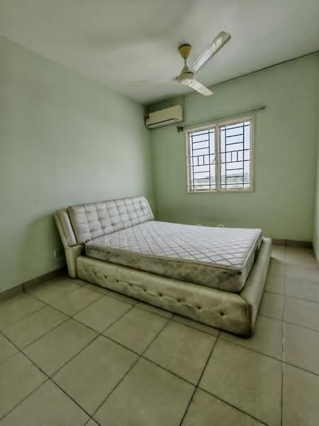 Pangsapuri untuk Disewa di Seri Baiduri - Veni Foo Yoke Fuang - Bedroom - PropertyGuru.com.my