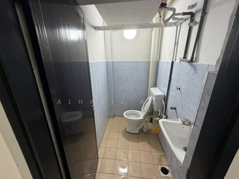 Apartment for Rent at Sri Ilham - ALHAFIZ AZIS - Bathroom - PropertyGuru.com.my