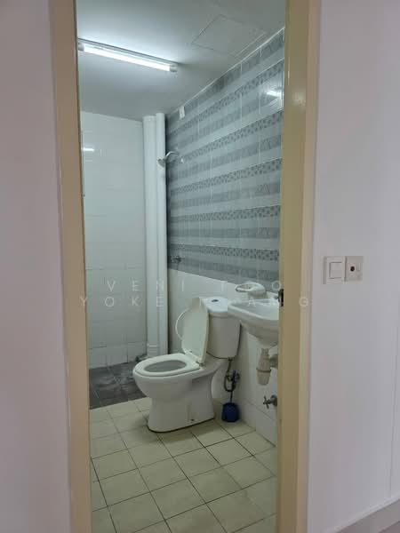 Apartment for Rent at Seri Jati - Veni Foo Yoke Fuang - Bathroom - PropertyGuru.com.my