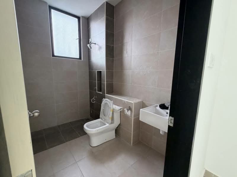 Rumah Kluster untuk Dijual di Iskandar Puteri (Nusajaya) (Johor) - CK Ng - Bathroom - PropertyGuru.com.my