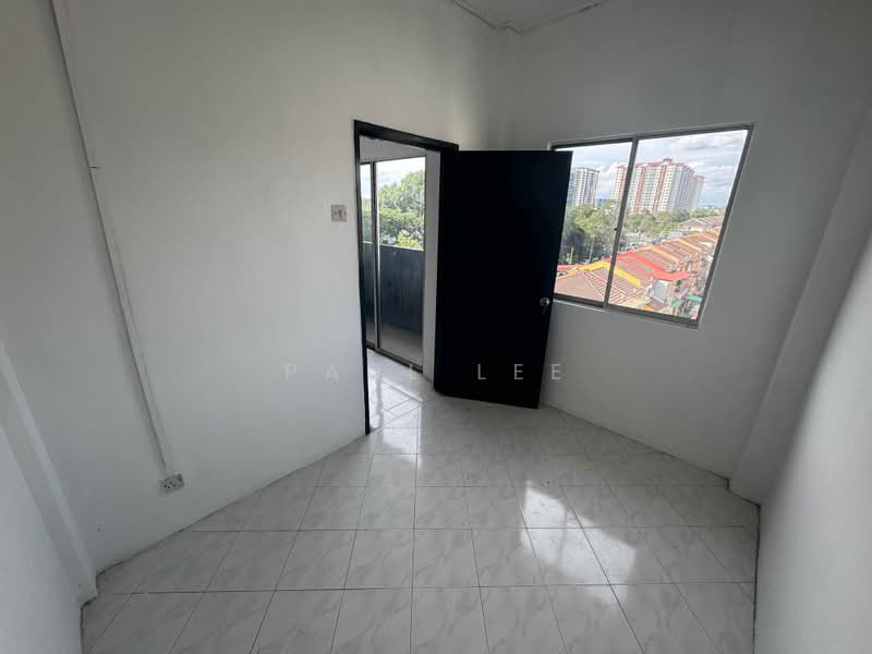 Apartment for Sale at Pangsapuri Putra Indah - Paul Lee - Interior - PropertyGuru.com.my