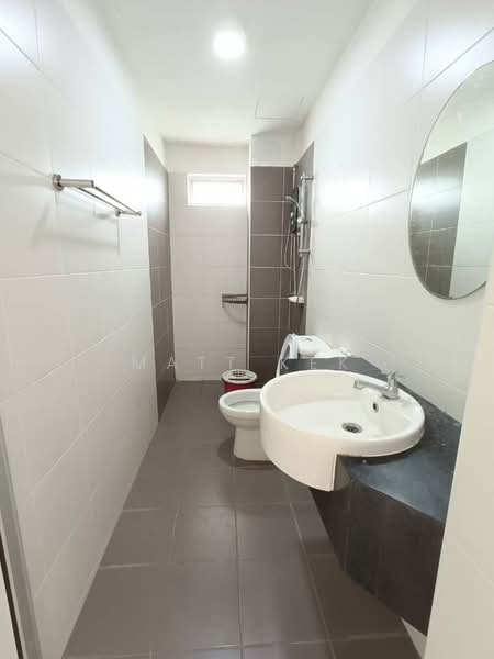 Apartment for Rent at Idaman Residence - Matt Kek - Bathroom - PropertyGuru.com.my