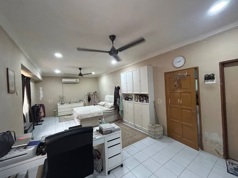 Terraced House for Sale in Seksyen U5 (Shah Alam) - Hanani Nordin - Bedroom - PropertyGuru.com.my