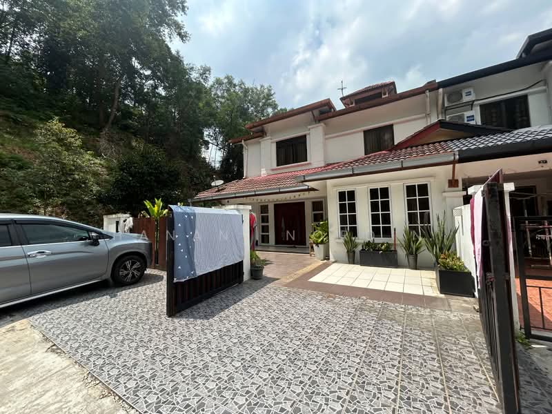 Terraced House for Sale in Seksyen U5 (Shah Alam) - Hanani Nordin - Exterior - PropertyGuru.com.my