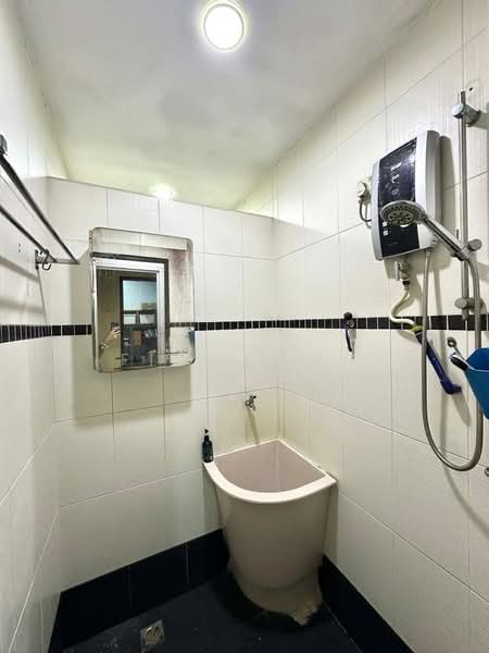 Semi-Detached House for Sale in Taman Sentul Jaya (Bukit Minyak) - Fish Ling - Bathroom - PropertyGuru.com.my