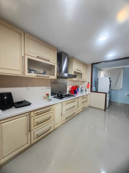 Kondominium untuk Dijual di Desa Damansara - Chris Tee - Kitchen - PropertyGuru.com.my