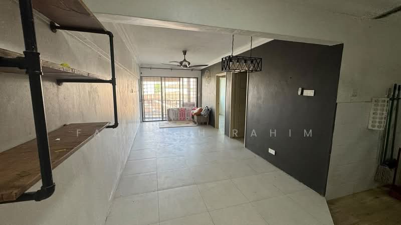 Pangsapuri untuk Disewa di Pangsapuri Perdana - Fazillah Rahim - Living Room - PropertyGuru.com.my