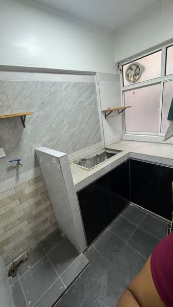 Pangsapuri untuk Disewa di Pangsapuri Perdana - Fazillah Rahim - Kitchen - PropertyGuru.com.my