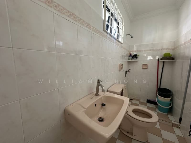 Semi-Detached House for Sale in Ayer Keroh (Melaka) - William Chong - PropertyGuru.com.my