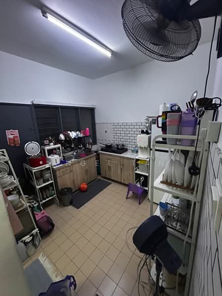 Rumah Teres 2 Tingkat untuk Dijual di Usj 12 (Subang Jaya) - Angel Tan - Kitchen - PropertyGuru.com.my