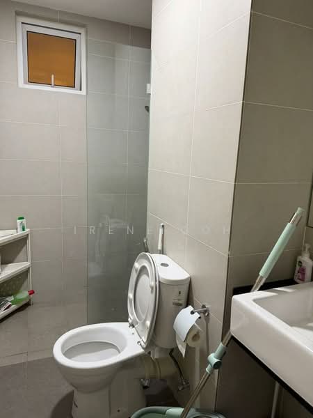 Condominium for Rent at Tropicana Bay Residences - Irene Goh - Bathroom - PropertyGuru.com.my