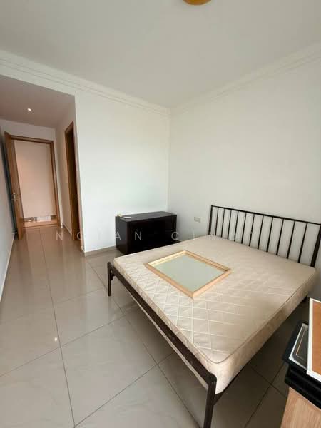 Pangsapuri untuk Disewa di R&F Princess Cove Phase 1 - Ngian Cindy - Bedroom - PropertyGuru.com.my