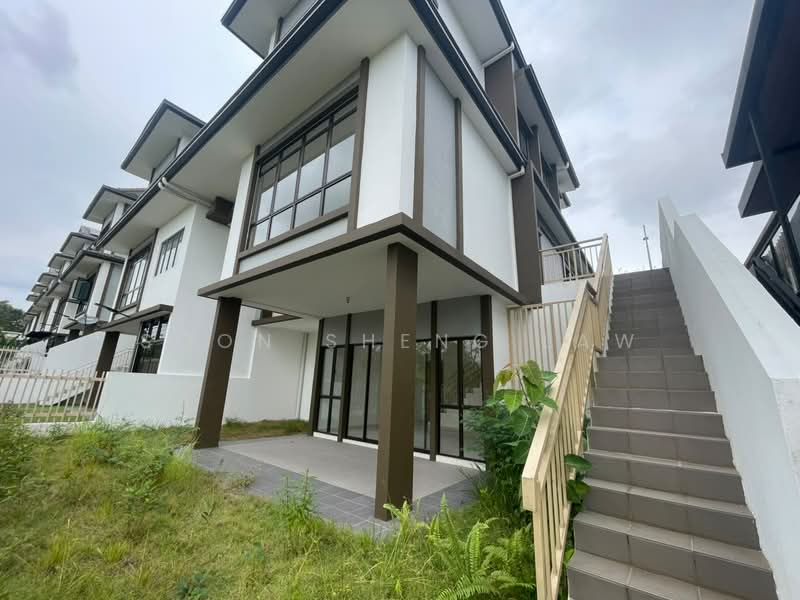 Semi-Detached House for Sale in Semenyih (Selangor) - Soon Sheng Law - Exterior - PropertyGuru.com.my