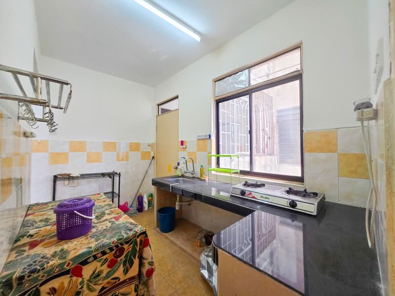 Apartment for Sale at Mentari Court - Zul Syafiq - Kitchen - PropertyGuru.com.my