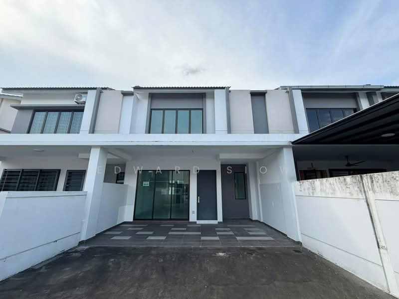 Rumah Teres 2 Tingkat untuk Dijual di Taman Austin Duta (Tebrau) - Edward Siow - Exterior - PropertyGuru.com.my