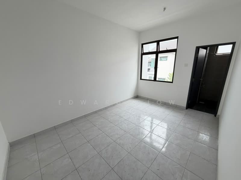 Rumah Teres 2 Tingkat untuk Dijual di Taman Austin Duta (Tebrau) - Edward Siow - Interior - PropertyGuru.com.my