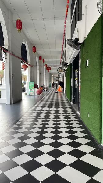 Shop / Office for Rent in Taman Ekoflora (Johor Bahru) - Fion Lim - Corridor - PropertyGuru.com.my