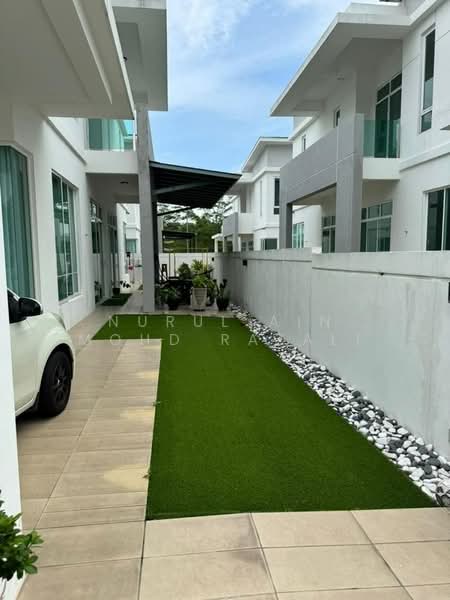 Rumah Berkembar untuk Dijual di Seremban (Negeri Sembilan) - Nurul Ain Mohd Razali - Exterior - PropertyGuru.com.my