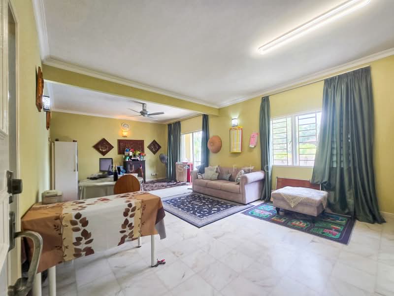 Condominium for Sale at Desa Ku I & III - Zul Syafiq - Living Room - PropertyGuru.com.my