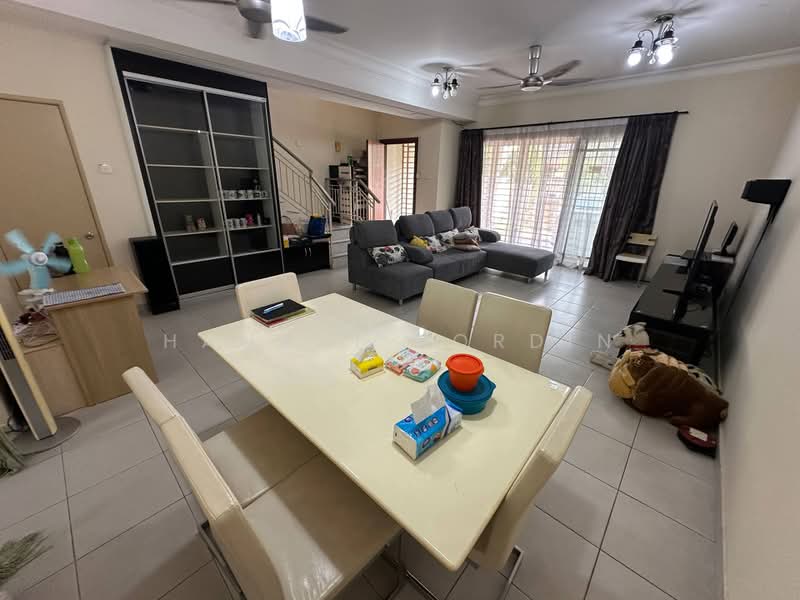 2-storey Terraced House for Sale in Desa Coalfields (Ijok) - Hanani Nordin - Living Room - PropertyGuru.com.my