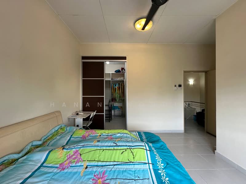 2-storey Terraced House for Sale in Desa Coalfields (Ijok) - Hanani Nordin - Bedroom - PropertyGuru.com.my