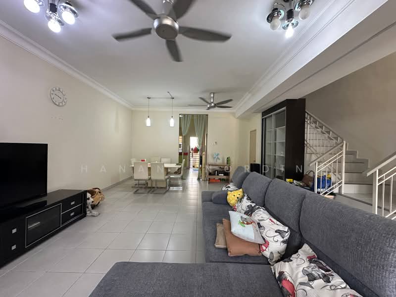 2-storey Terraced House for Sale in Desa Coalfields (Ijok) - Hanani Nordin - Living Room - PropertyGuru.com.my