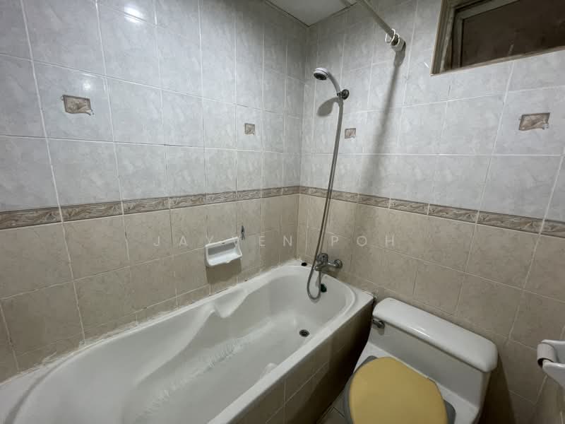 Condominium for Rent at Gold Coast Resort Condominium - Jayven Poh - PropertyGuru.com.my