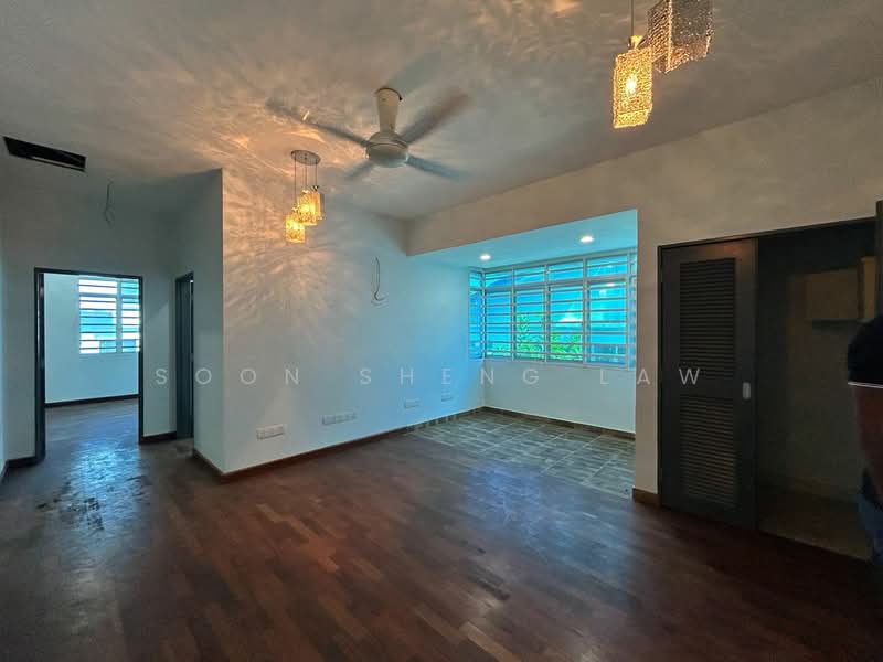Rumah Berkembar untuk Dijual di Saujana Villa (Kajang) - Soon Sheng Law - Living Room - PropertyGuru.com.my