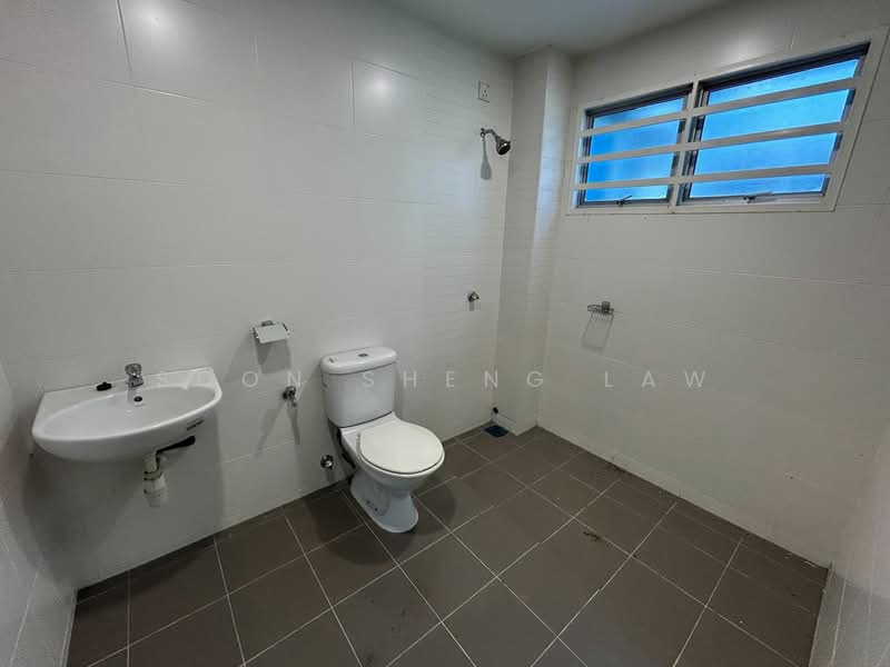 Rumah Berkembar untuk Dijual di Saujana Villa (Kajang) - Soon Sheng Law - Bathroom - PropertyGuru.com.my
