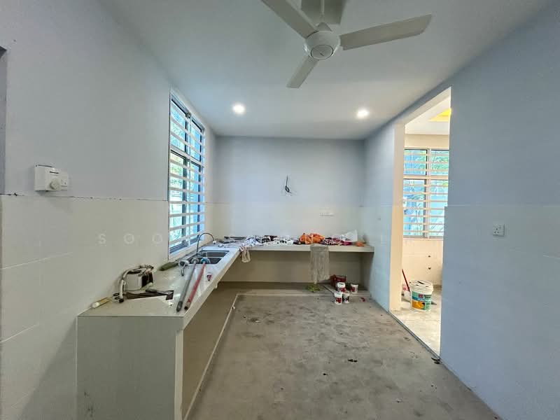 Rumah Berkembar untuk Dijual di Saujana Villa (Kajang) - Soon Sheng Law - Kitchen - PropertyGuru.com.my