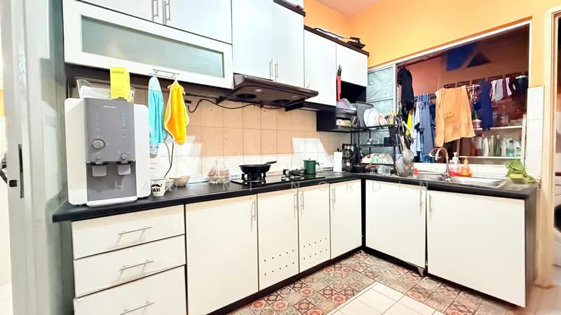 Kondominium untuk Dijual di Elaeis 2 - Hanani Nordin - Kitchen - PropertyGuru.com.my