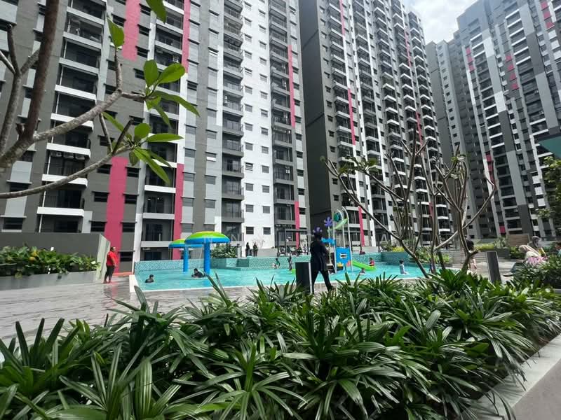 Service Residence for Rent at Residensi Mutiara Kajang 2 - Jenny Chia - Pool - PropertyGuru.com.my