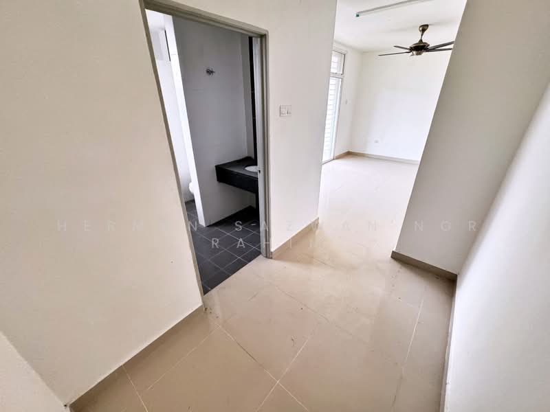 Semi-Detached House for Sale in Taman Tuanku Jaafar (Sungai Gadut) - Herman Sazwan Nor Rahim - Bedroom - PropertyGuru.com.my