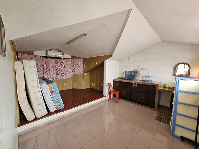 1-storey Terraced House for Sale in Bukit Gambir (Grisek) - Leanne Lim - PropertyGuru.com.my