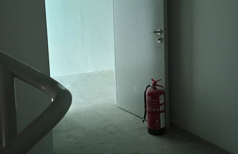 Shop / Office untuk Disewa di Ayer Keroh (Melaka) - CHIN FN - Corridor - PropertyGuru.com.my