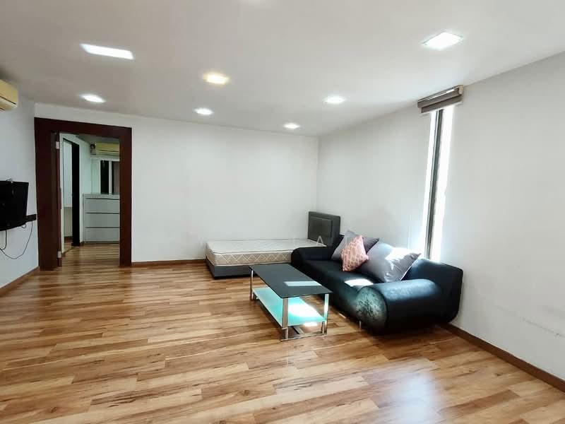 Rumah Berkembar untuk Dijual di Taman Pelangi (Johor Bahru) - Yik Tat - PropertyGuru.com.my