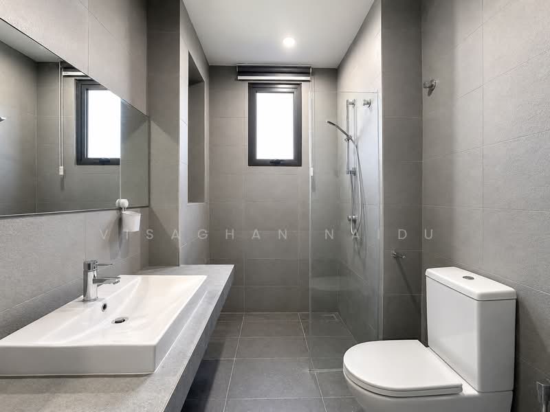 3.5-storey Terraced House for Sale in Rawang (Selangor) - Visaghan Naidu - Bathroom - PropertyGuru.com.my