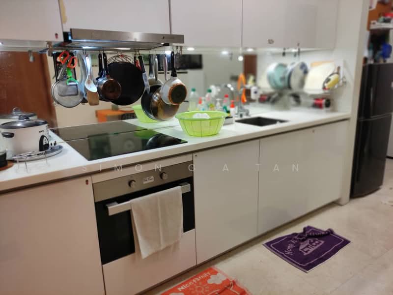 Apartment for Rent at Sky Suites @ KLCC - Simon G A Tan - fully equipped kitchen, Premium TEKA Micro Oven, Stove, Hood, Rice Cooker, Fridge Freezer - PropertyGuru.com.my