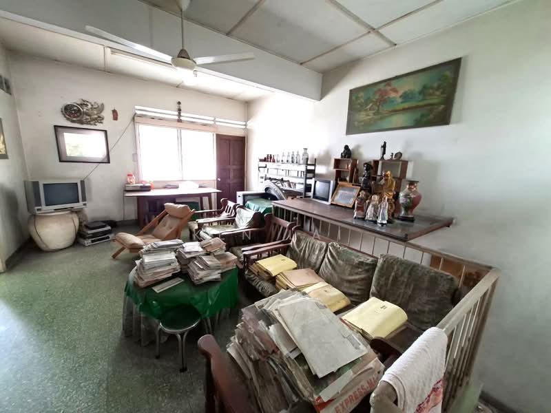 2-storey Terraced House for Sale in Taman Paramount (Petaling Jaya) - Ken Lai - Living Room - PropertyGuru.com.my