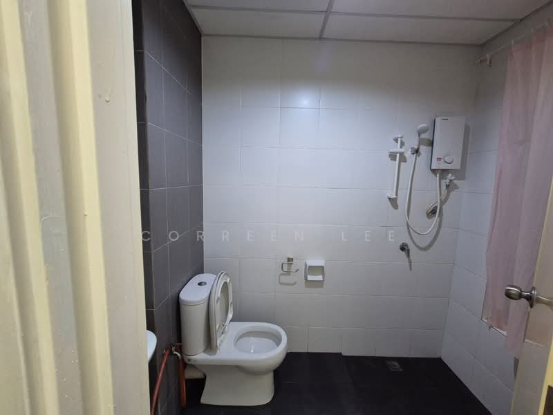 Kondominium untuk Disewa di SummerSkye Residences - Correen Lee - Bathroom - PropertyGuru.com.my